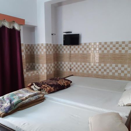 Hotel Yuvraj Patna  Bagian luar foto